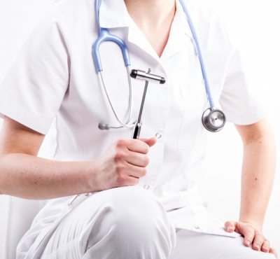 Как называется врач лечащий остеохондроз? перечень подходящих специалистов